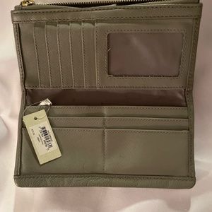 Fossil Clutch Grey Lanine Leather